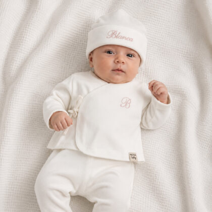 Conjunto new born nature